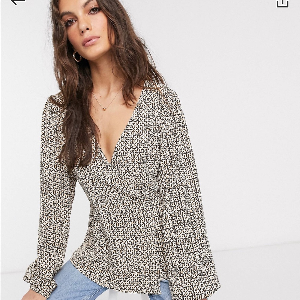 Wrap top